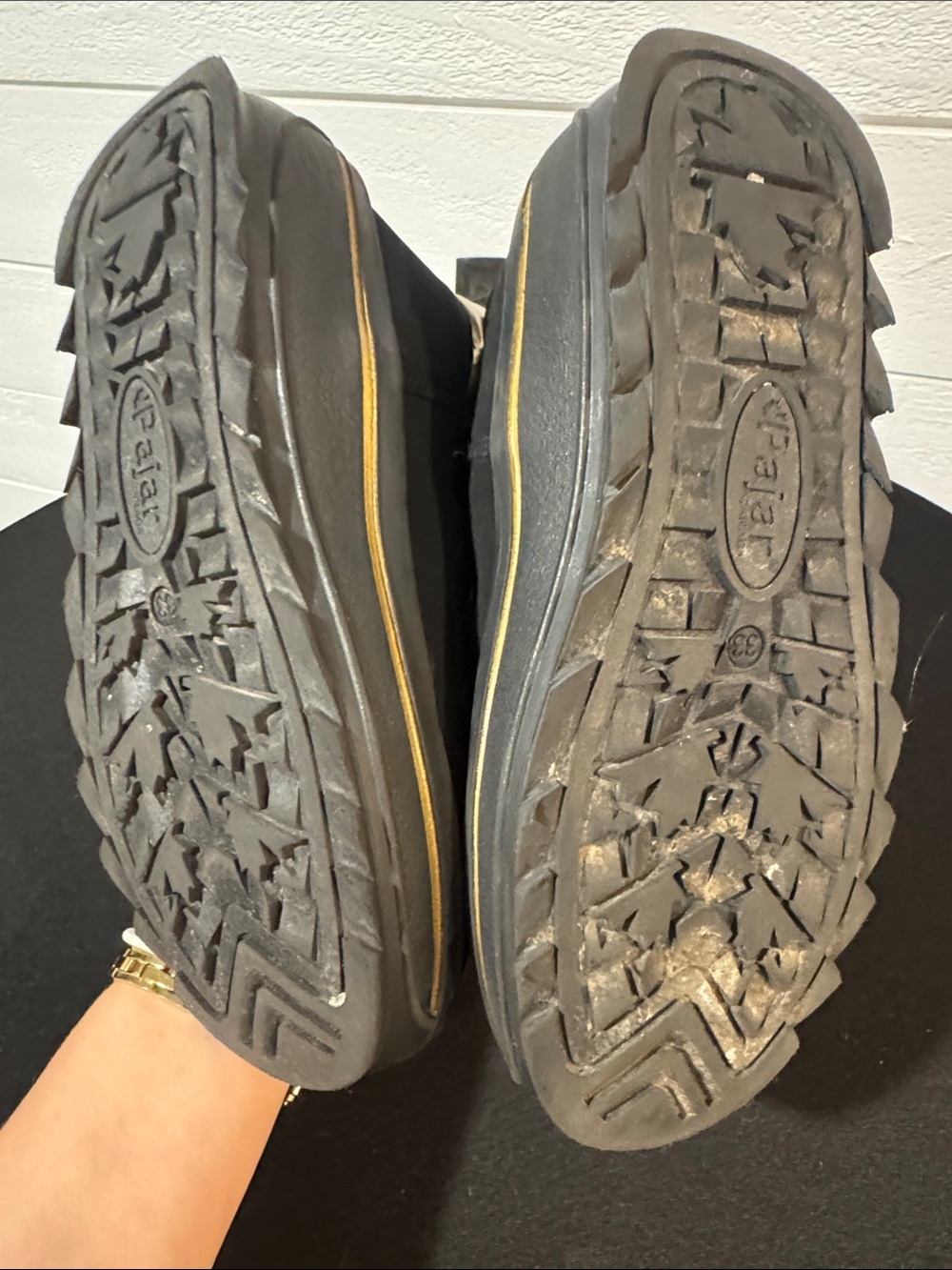 Pajar Kids Metallic Gold and Black Insulated Snow Boots- 1.5 kids - Picture 5 of 5